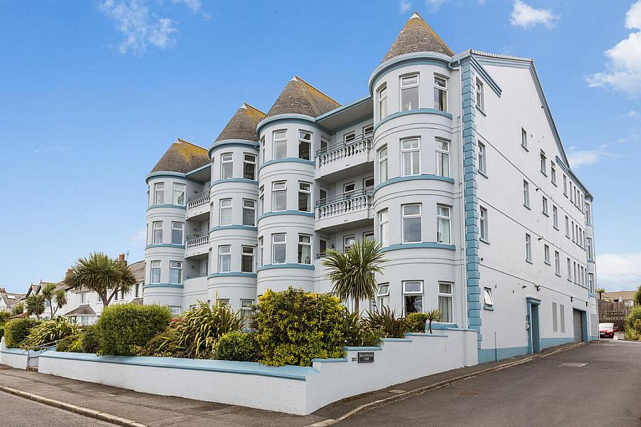 18 Ballyholme View, seacliff road, ballyholme, BT20 5HT