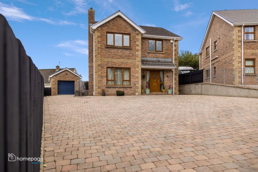 24 Briar Hill, greysteel, BT47 3DE