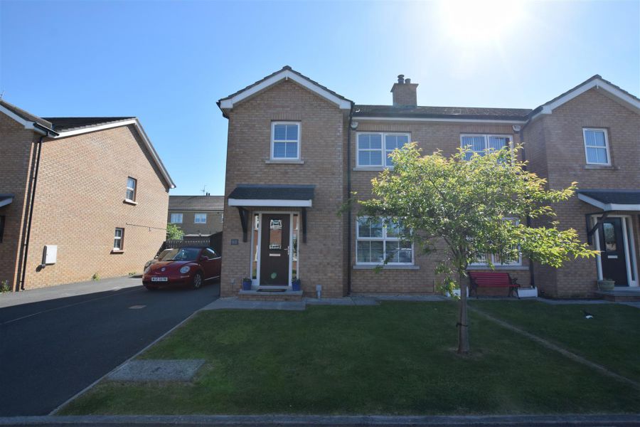 11 Rocksfield Way, crossgar, BT30 9GP