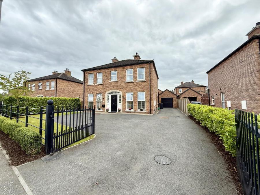 27 Cavanacaw Road, armagh, BT60 2AB