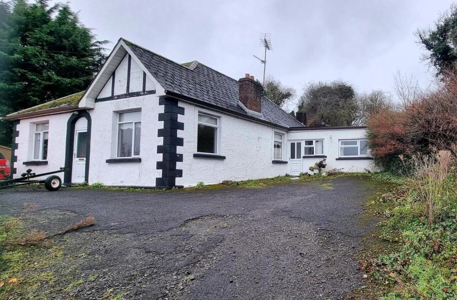 Bohassett Bungalow, 10 Bank Brae, lisnaskea, BT92 0FL