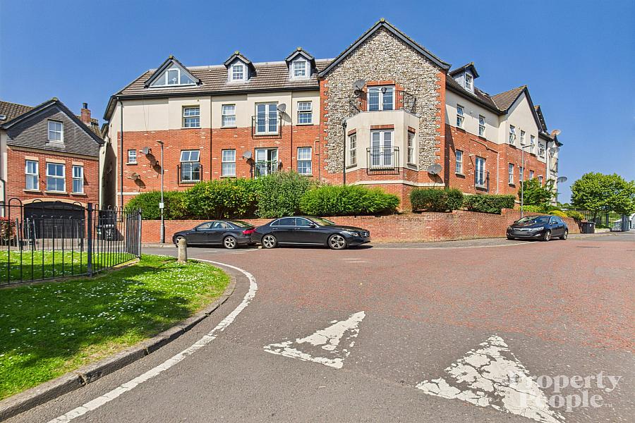 Apartment 12, 42 St. Marys Gardens, 42 st. marys gardens, belfast, BT12 7LG