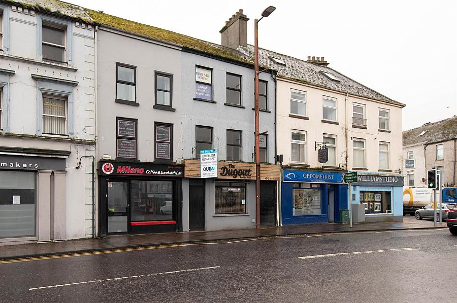 2 The Square, ballynahinch, BT24 8AE