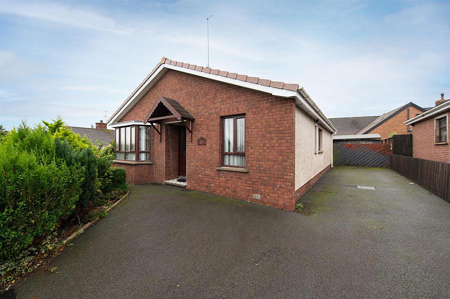32 Mourne Grange, dromore, BT25 1BZ