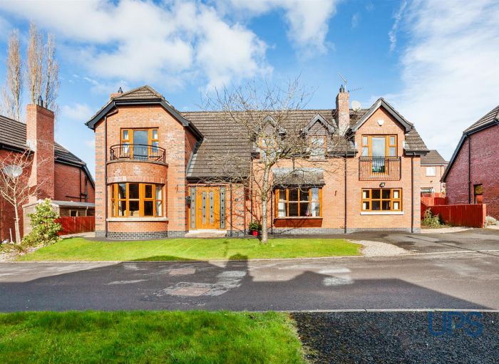 12 Glenoak Grange Close, crumlin, BT29 4BJ