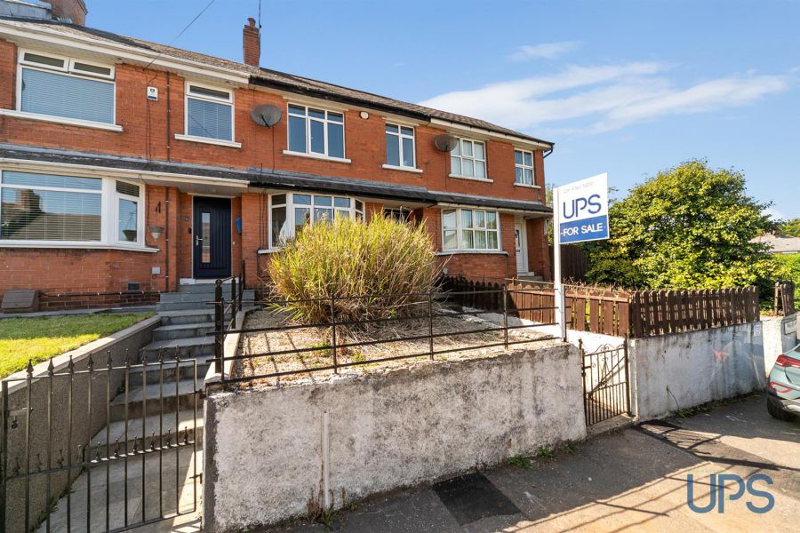 4 Sunnyhill Park, upper dunmurry lane, belfast, BT17 0PZ