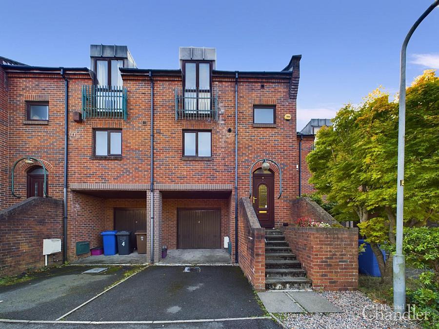 6 Balmoral Mews, malone, belfast, BT9 6NU