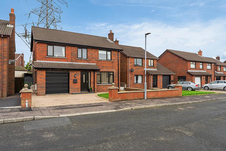 17 Glencroft Gardens, newtownabbey, BT36 5GE