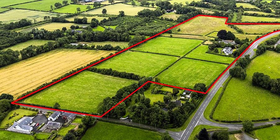 Dwelling, Building Site & Land At 7 Loughanmore Rd, dunadry, BT41 2QP