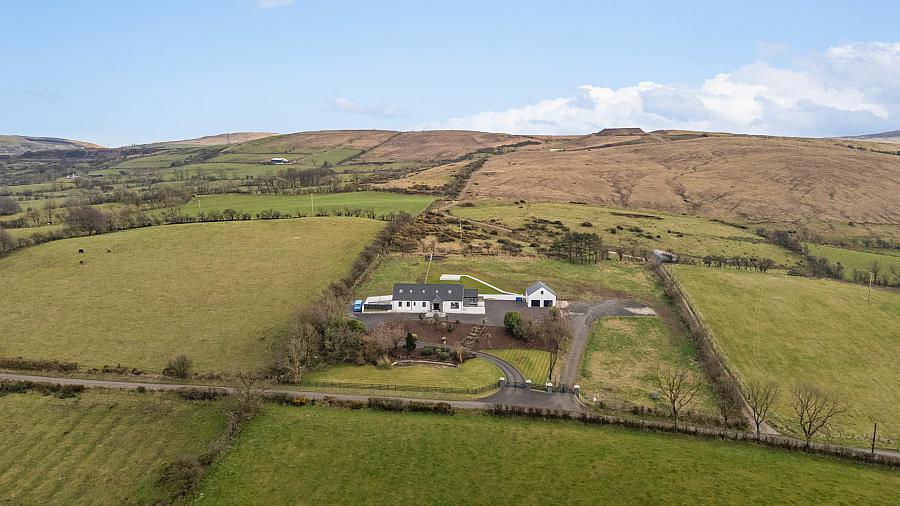 36 Aughnabrack Road, belfast, BT14 8SP