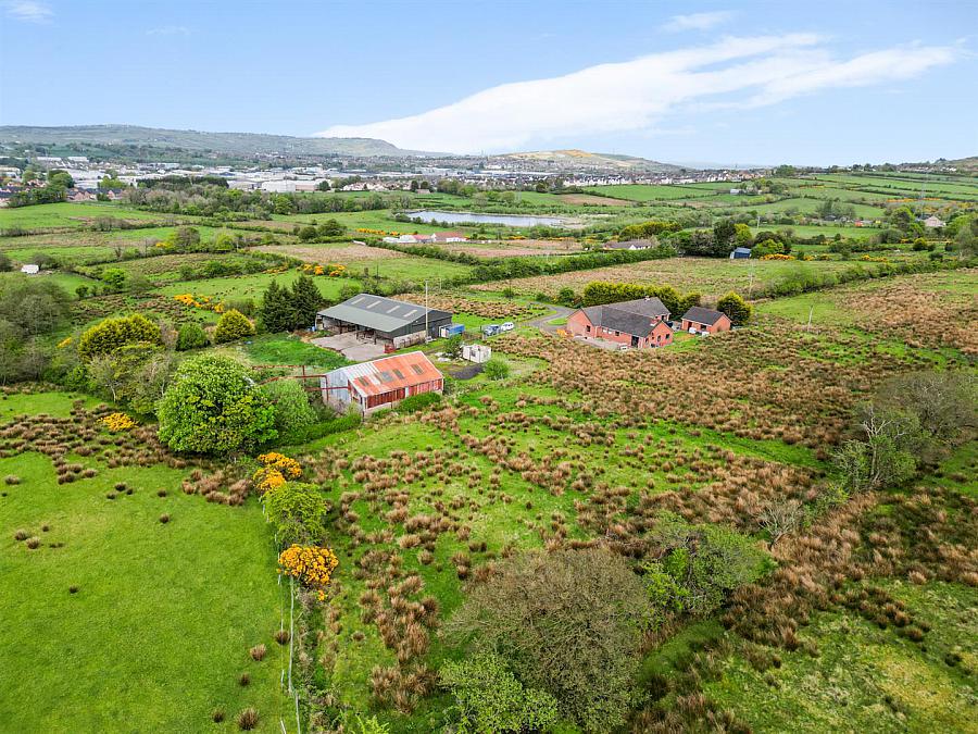 6 Hydepark Lane, newtownabbey, BT36 4QD