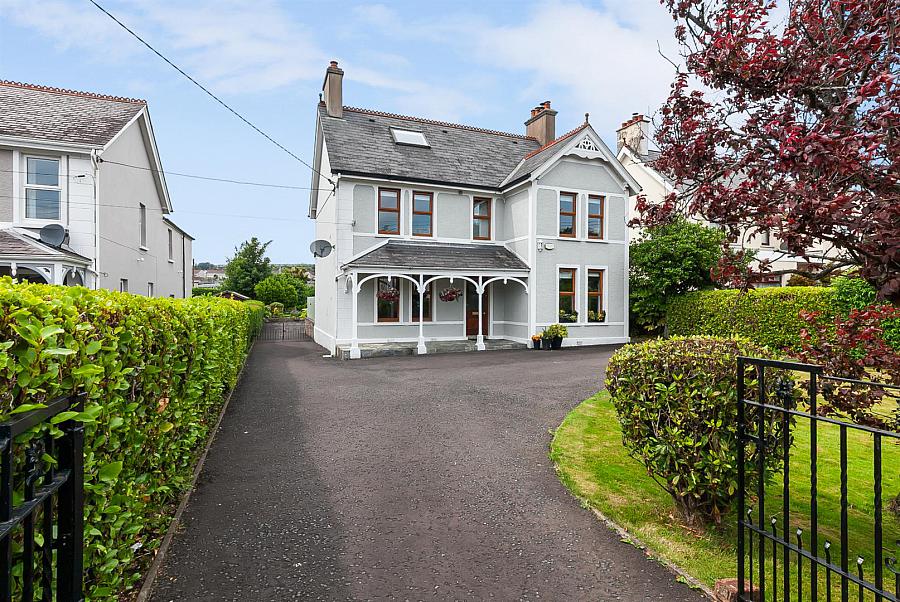 90 Glenarm Road, larne, BT40 1DS