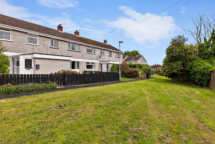 3 Thorndale Close, antrim, BT41 1QE