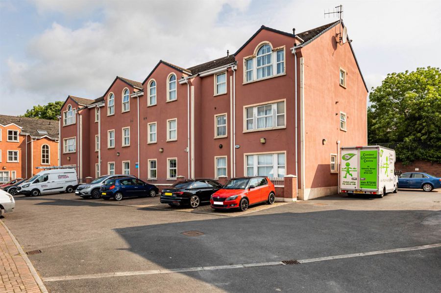 12 Hampton Court, ballygowan, newtownards, BT23 6HW