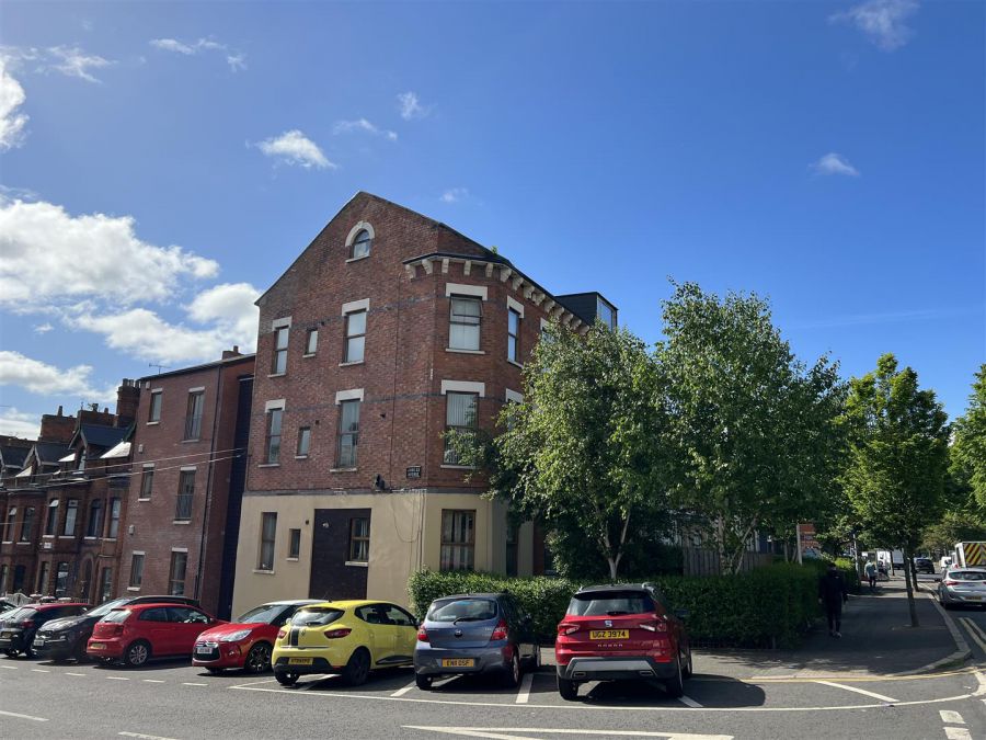 Apt 9, Jubilee 389 Antrim Road, belfast, BT15 3BG