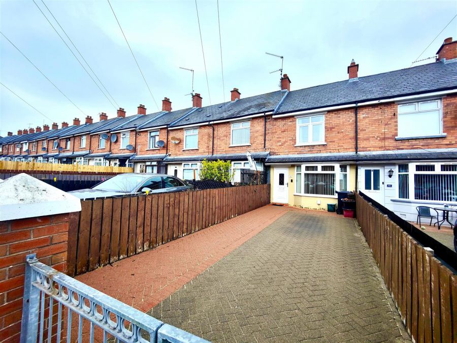 44 Brompton Park, ardoyne, belfast, BT14 7LD
