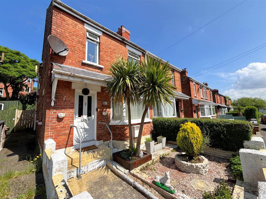 14 Somerton Gardens, antrim road, belfast, BT15 3LN