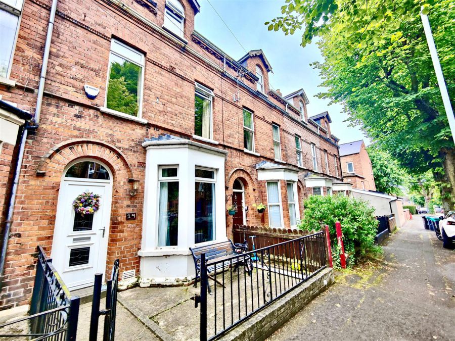 19 Glandore Drive, antrim road, belfast, BT15 3FG