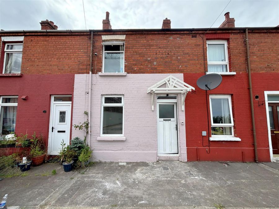 16 Greenland Street, shankill, belfast, BT13 2EN