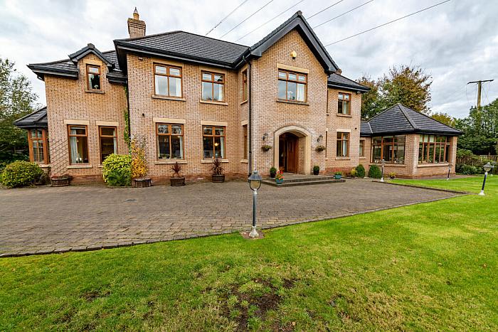 154 Mountsandel Road, coleraine, BT52 1TA