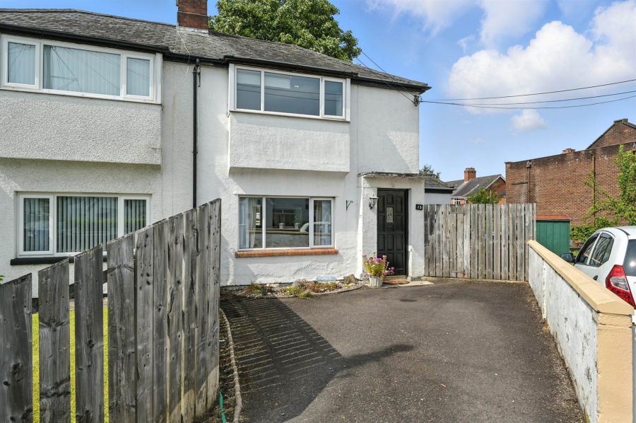 13 Lille Park, finaghy, belfast, BT10 0LR