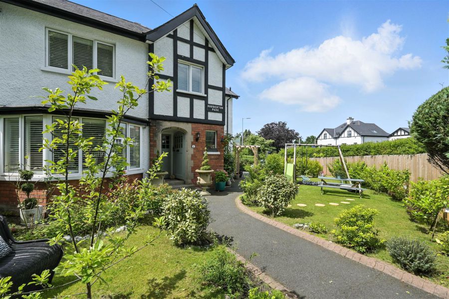 1 Harberton Park, malone, belfast, BT9 6TW