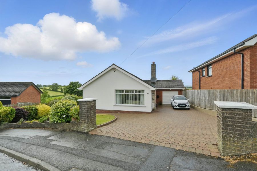 24 Glenariff Drive, comber, BT23 5HA