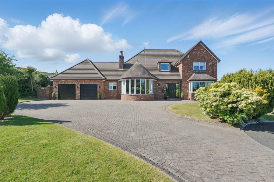 21 Carnesure Manor, comber, newtownards, BT23 5SJ