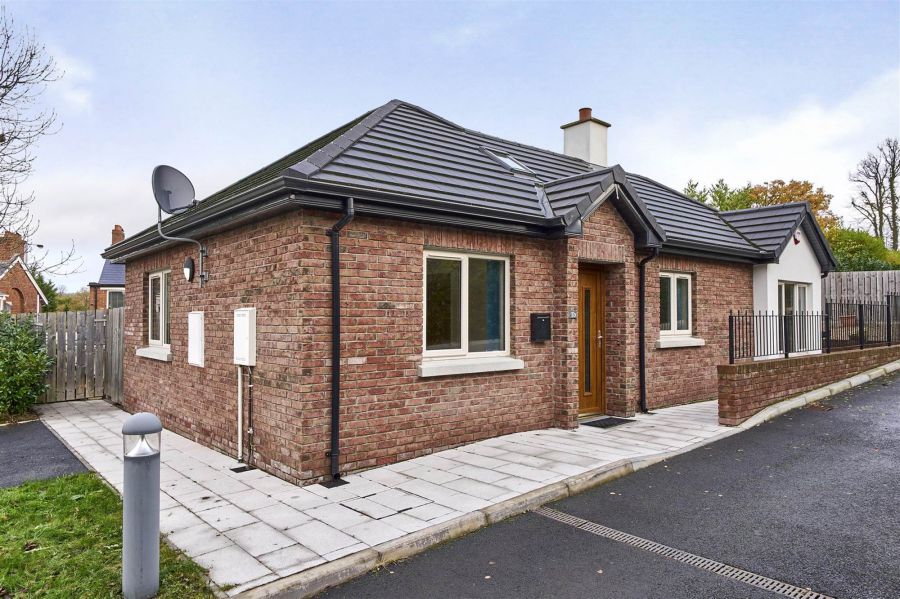 1b Kingsway Drive, gilnahirk, belfast, BT5 7DP