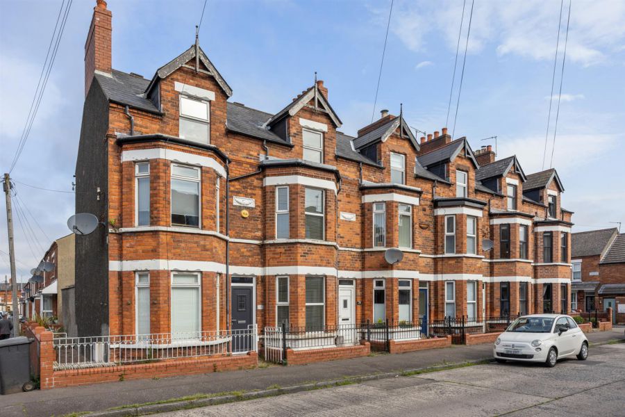 15 Woodcot Avenue, bloomfield, belfast, BT5 5JA