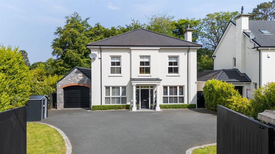 42 Victoria Road, holywood, BT18 9BG