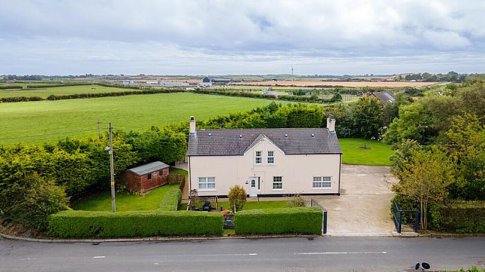 Kirkiston Cottage, 58 Ballyeasborough Road, kircubbin, BT22 1DB