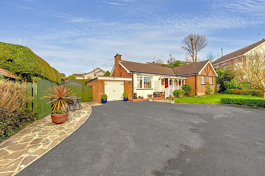 1 Knocknashinna Road, downpatrick, BT30 6LB