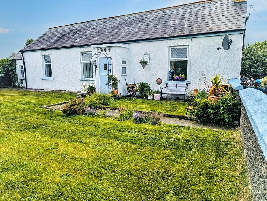 65 Ballyeasborough Road, kircubbin, BT22 1AD