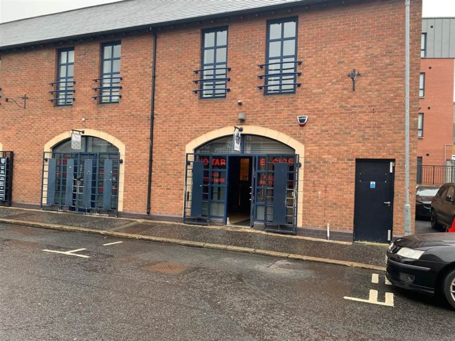 8a Graham Gardens, lisburn, BT28 1XE