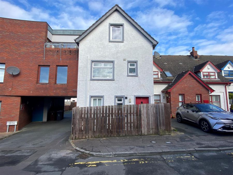 5 / 5a Stanley Mews, bangor, BT20 5BH