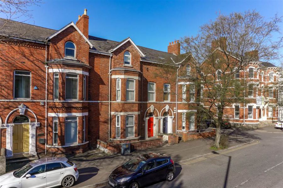 90 University Street Apartment 4, botanic avenue - queens quarter, belfast, BT7 1HP