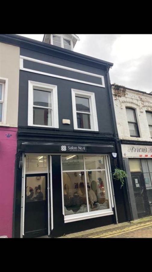 4a Dunluce Street, larne, BT40 1JG