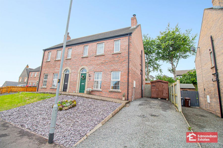 9 Beech Hill, larne, BT40 2FQ