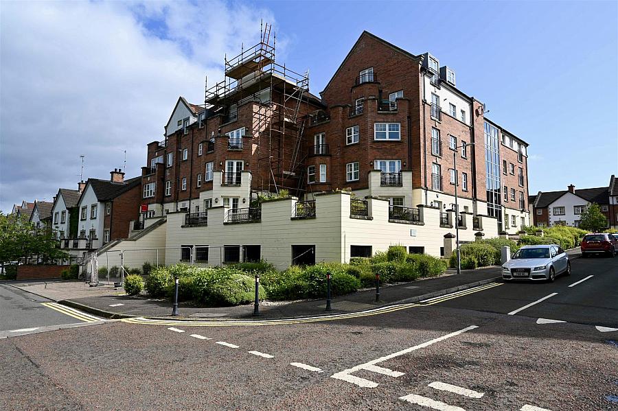 Apt 13 Meadow House 47 The Boulevard, belfast, BT7 3LN