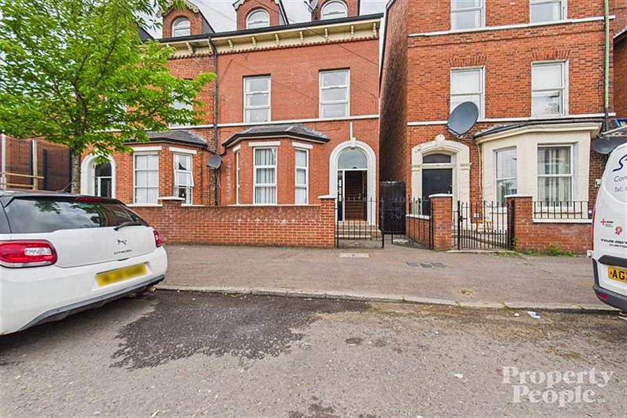 1, 160, Cliftonpark Avenue, cliftonville, belfast, BT14 6DT