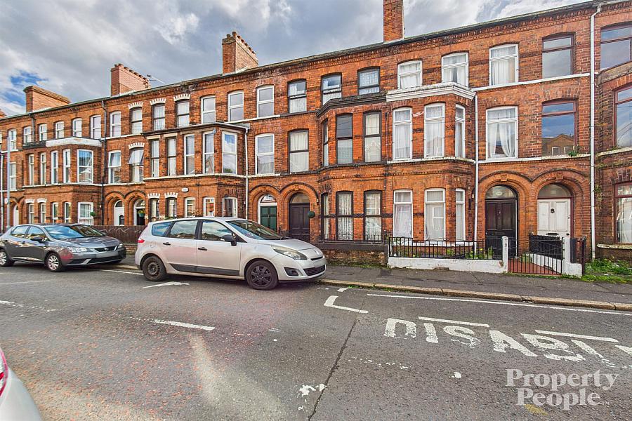32 Willowbank Gardens, antrim road, belfast, BT15 5AH