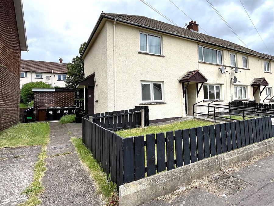 41 Carnreagh Bend, newtownabbey, BT37 9EQ