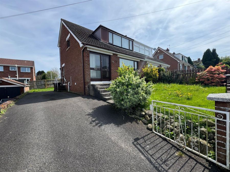 7 Ravelston Drive, carnmoney, newtownabbey, BT36 6PG