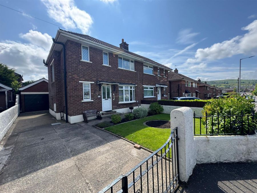 61 Carnmoney Road, glengormley, newtownabbey, BT36 6HS