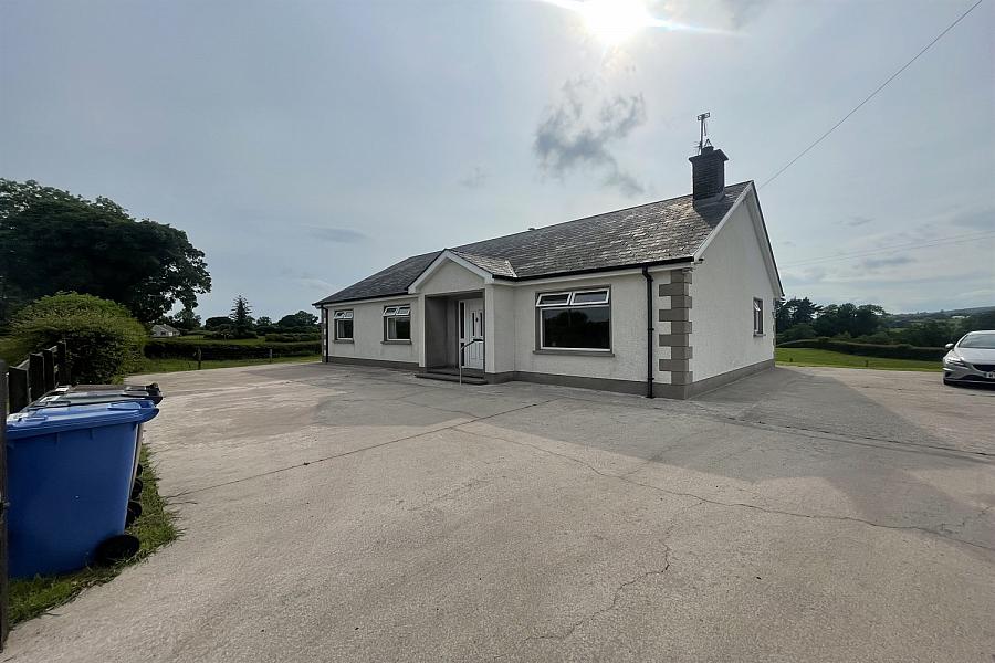 32 Findermore Road, clogher, BT76 0UU