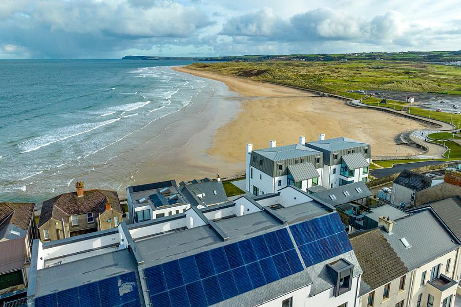 27 Causeway Street, portrush, BT56 8AB