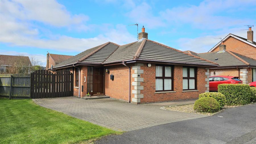 51 Hillview Road, carrickfergus, BT38 8GY
