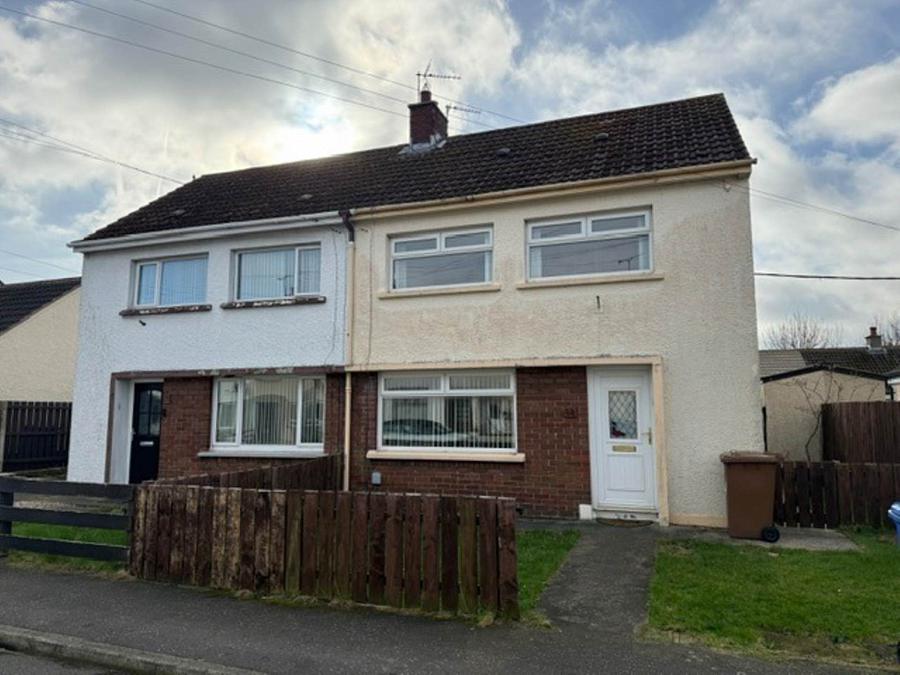 34 Ballystrudder Gardens, islandmagee, larne, BT40 3ST