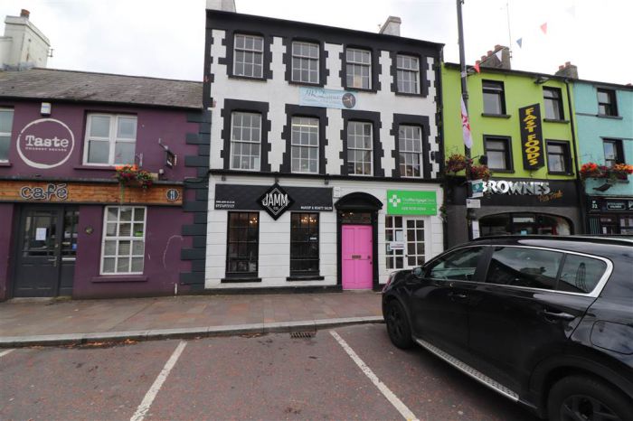 30 Market Square, dromore, BT25 1AW